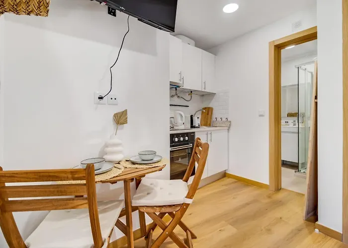 شقة Modern Cocoon In Santos W Ac | By Airnest Lisboa